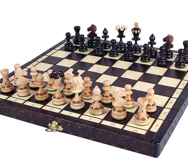 Jeu d'Échecs en Bois Pliable avec Rangement – Élégance et Mobilité