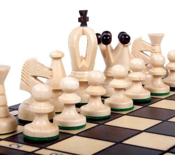 Petit Ensemble d'Échecs en Bois – Échiquier Pliable avec Compartiments de Rangement