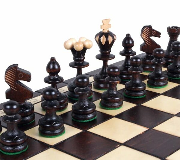 Jeu d'Échecs en Bois Pliable avec Rangement – Élégance et Mobilité