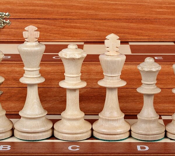 Jeu d'Échecs en Bois de Charme - Échiquier Pliant Acajou et Sycomore avec Rangement