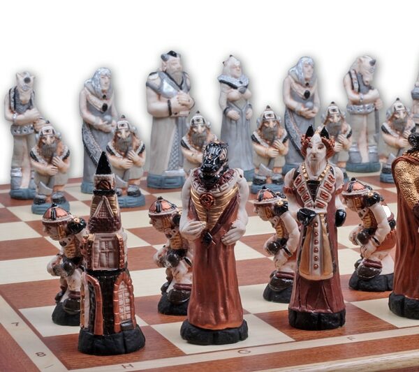 Jeu d'Échecs Thème Fantasy - Pièces en Résine Peintes à la Main - Échiquier Pliant Acajou et Sycomore