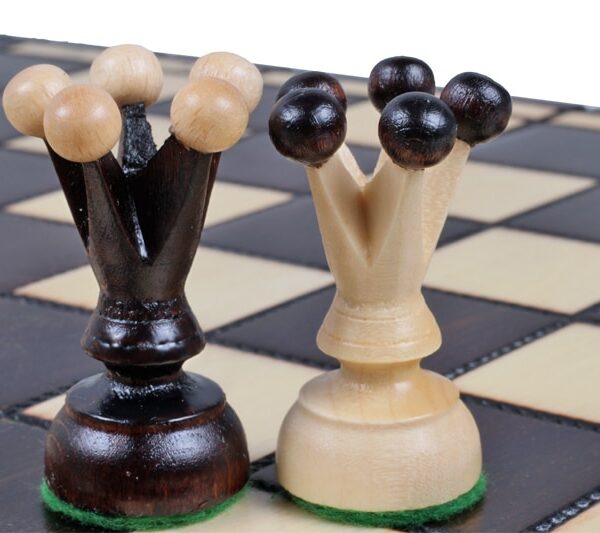 Ensemble de Jeu d'Échecs en Bois Pliable – Pratique et Élégant