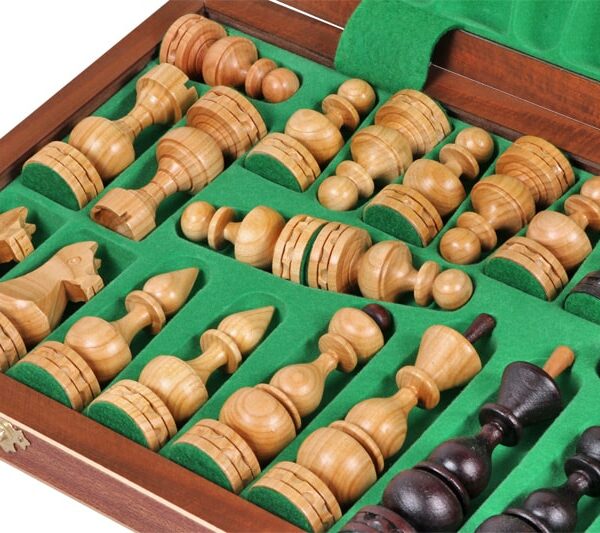 Jeu d'Échecs en Bois de Cerisier avec Échiquier Pliant Incrusté en Acajou et Sycomore