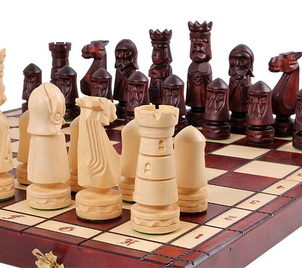 Jeu d'Échecs en Bois de Tilleul avec Échiquier Pliant 50 cm et Pièces Lestées