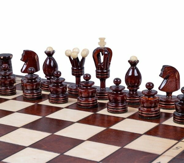 Jeu d'Échecs en Bois de Sycomore Incrusté de Laiton avec Échiquier Pliant