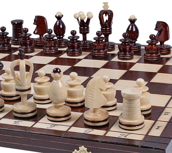 Jeu d'Échecs en Bois de Sycomore Incrusté de Laiton avec Échiquier Pliant