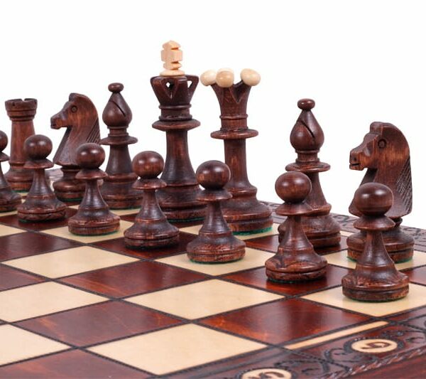 Jeu d’Échecs en Bois Orné – Pièces Lestées et Échiquier Pliable avec Rangement