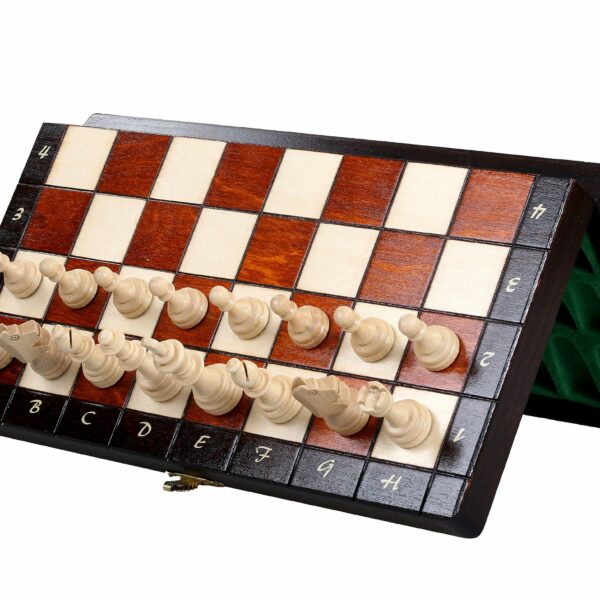 Jeu d’Échecs en Bois avec Échiquier Pliant et Pièces Magnétiques – Compact et Transportable