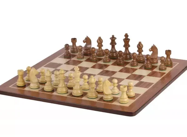 Ensemble de Jeu d'Échecs en Bois d'Acacia et de Buis avec Échiquier en Padouk